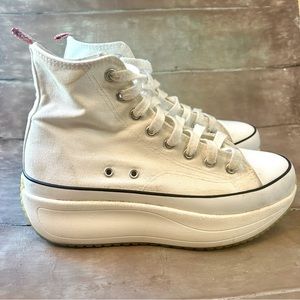 Madden Girl Winnona Sneaker